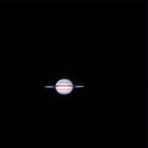 土星　(2009年高速カメラにて撮影後、三色合成)