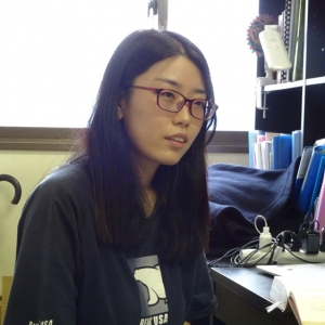 No.13 何 美娜 さん