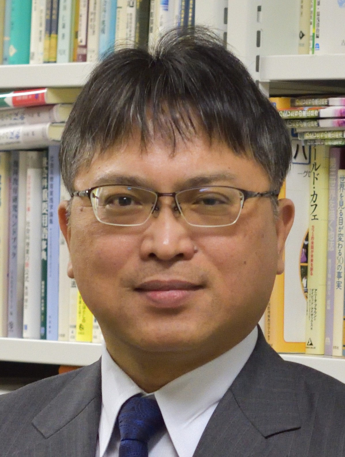 事業責任者・担当者　草原和博