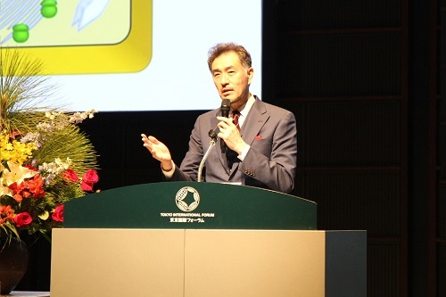 Professor Takashi Yamamoto.