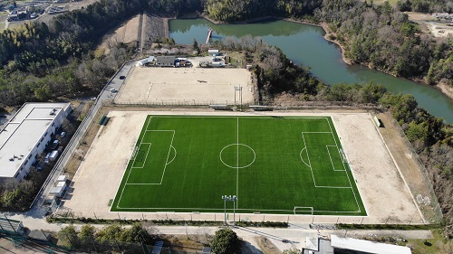 人工芝グラウンド 東広島ドリームフィールド が完成しました 広島大学