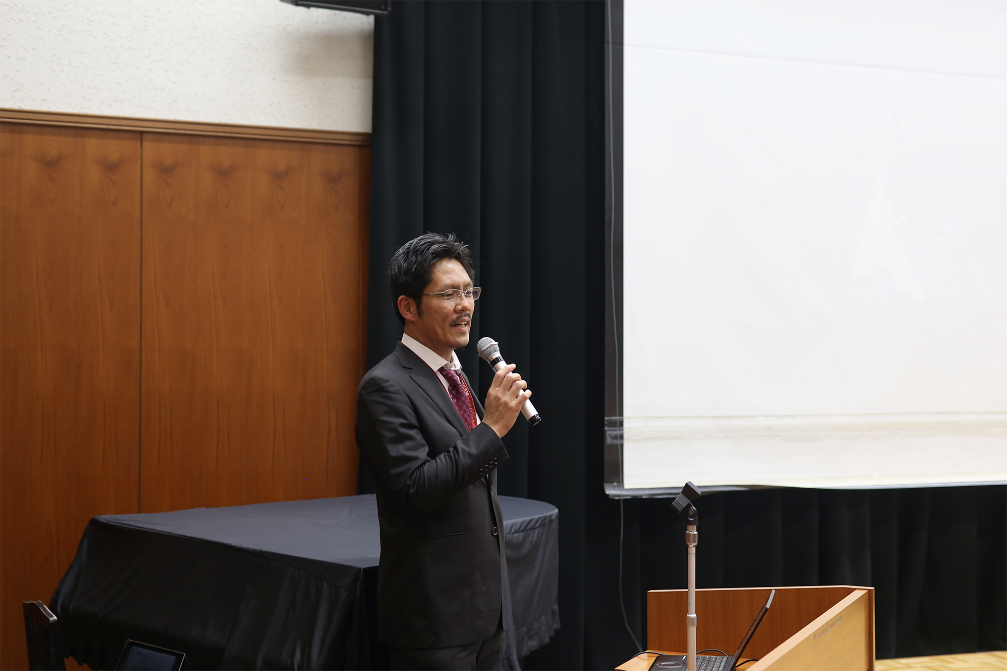 大阪大学大学院　八木雅和先生