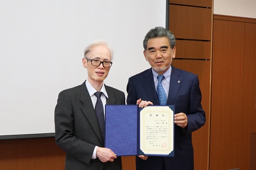 A letter of appreciation and a gift presented to Ambassador Noke