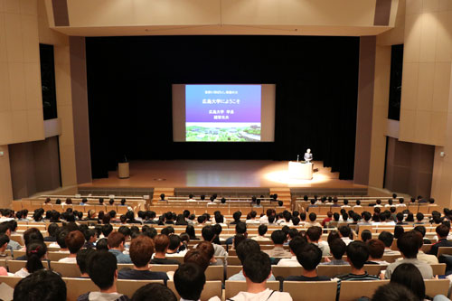 会場内のサタケメモリアルホールの様子