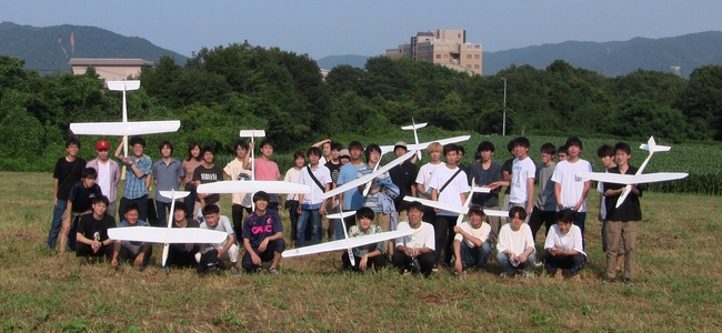 競技会当日の様子 (競技会開始前に撮影した集合写真)