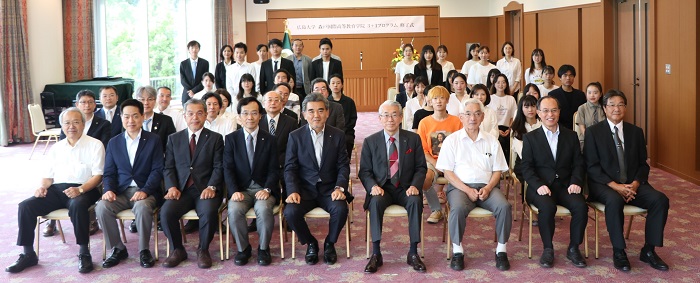 広島大学森戸国際高等教育学院3+1プログラム修了証書授与式を開催しました
