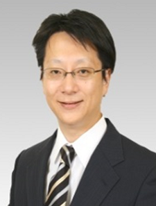 繁本 憲文