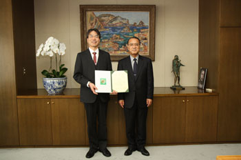 李均洋氏と浅原学長
