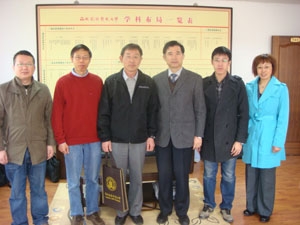 西北農林科技大学副学長(副校長)侯教授との記念撮影