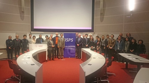 Commemorative photo of the Seminar’s participants