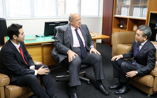 Meeting with President Ochi. On the left is Mr. Rashwan's son