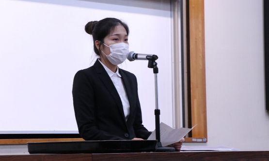 修了生代表 金 美那 さん 修了生代表 金 美那 さん