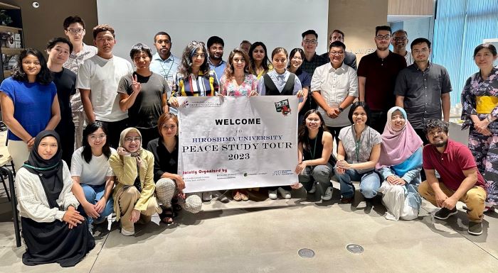 Joint Summer Program with the Sasakawa Peace Foundation and Columbia University Joint Summer Program with the Sasakawa Peace Foundation and Columbia University
