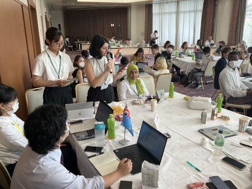 INU Student Seminar (UN General Assembly Role Play) INU Student Seminar (UN General Assembly Role Play)