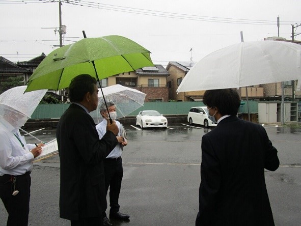 附属中・高等学校テニスコート高所ネット