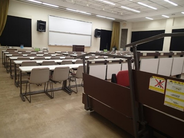 附属福山中・高等学校マルチメディアホール 附属福山中・高等学校マルチメディアホール