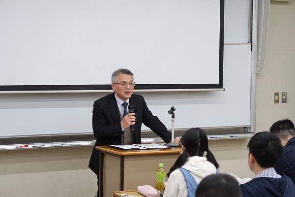 友澤和夫プログラム長 友澤和夫プログラム長