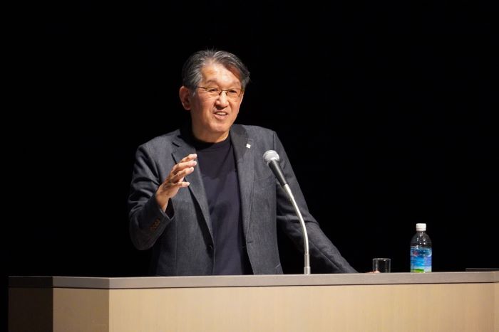 山下　良則氏