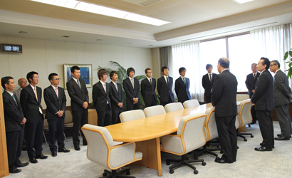 報告の様子写真１