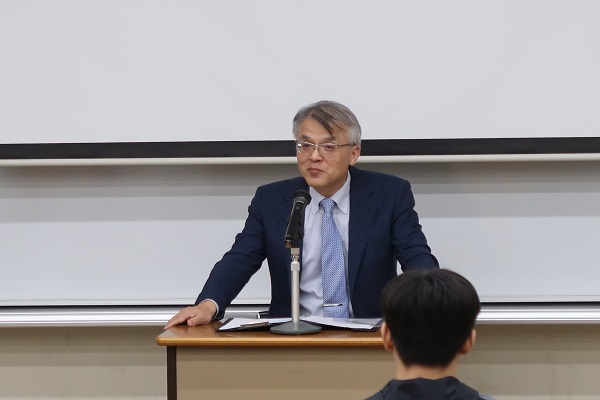 友澤和夫プログラム長 友澤和夫プログラム長