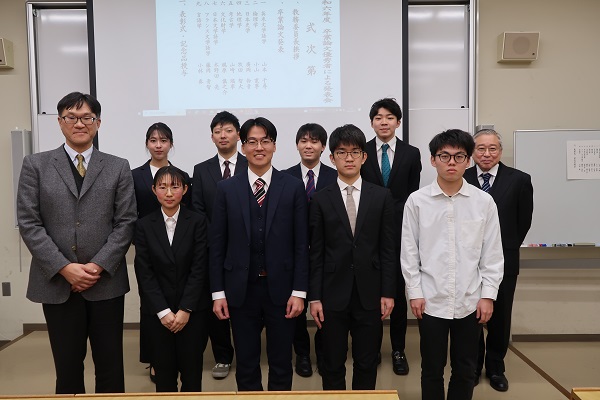 卒業論文優秀者_集合写真 卒業論文優秀者_集合写真
