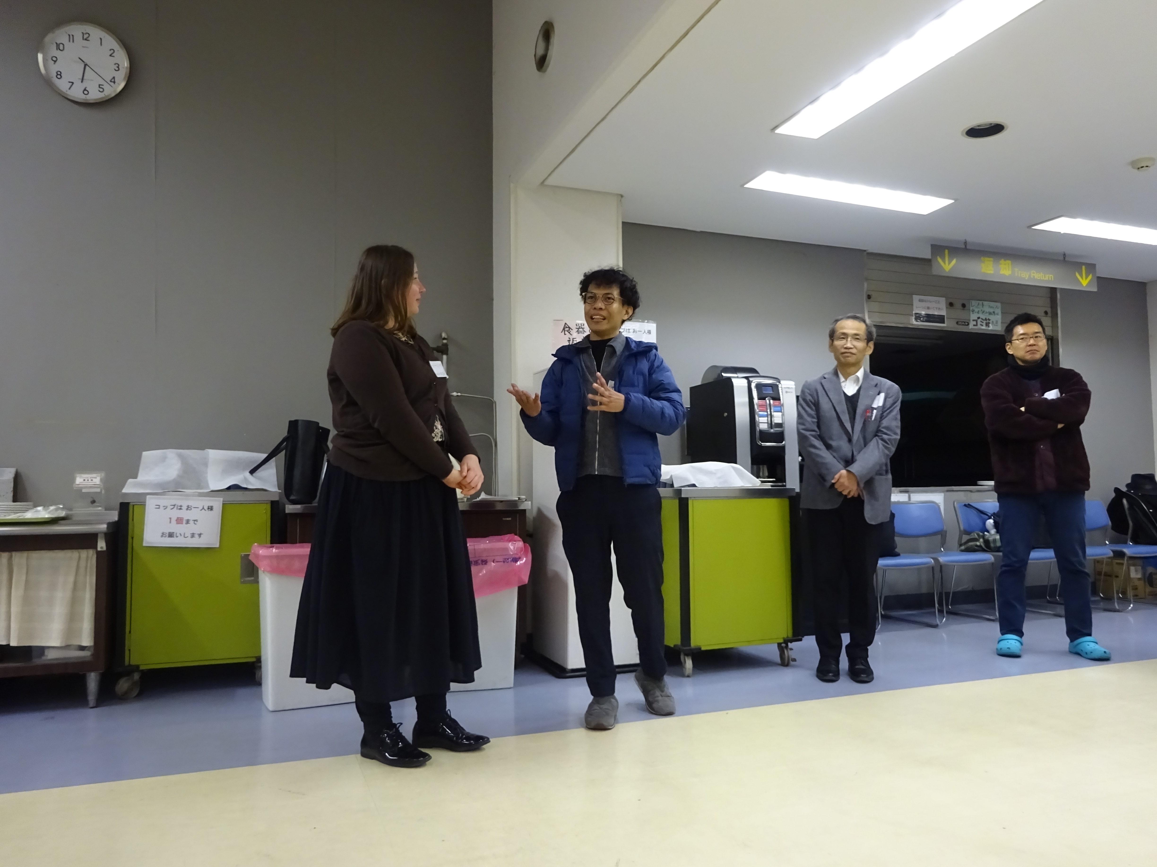 ペアで他己紹介をする参加者