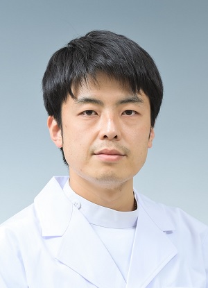 高張　康介