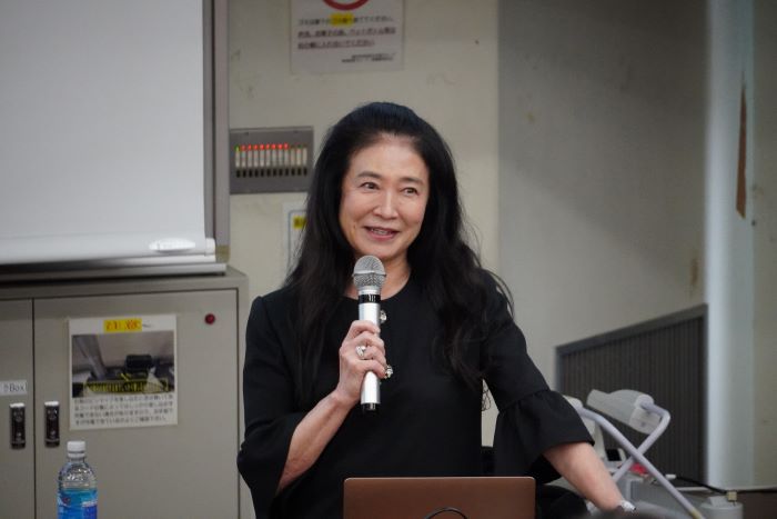 中丸三千繪氏