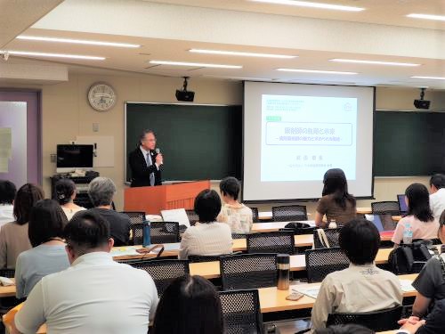 日本病院薬剤師会会長による講演