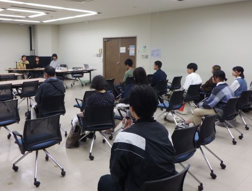 スポーツシューズの有効性や安全性に関する学際的な研究