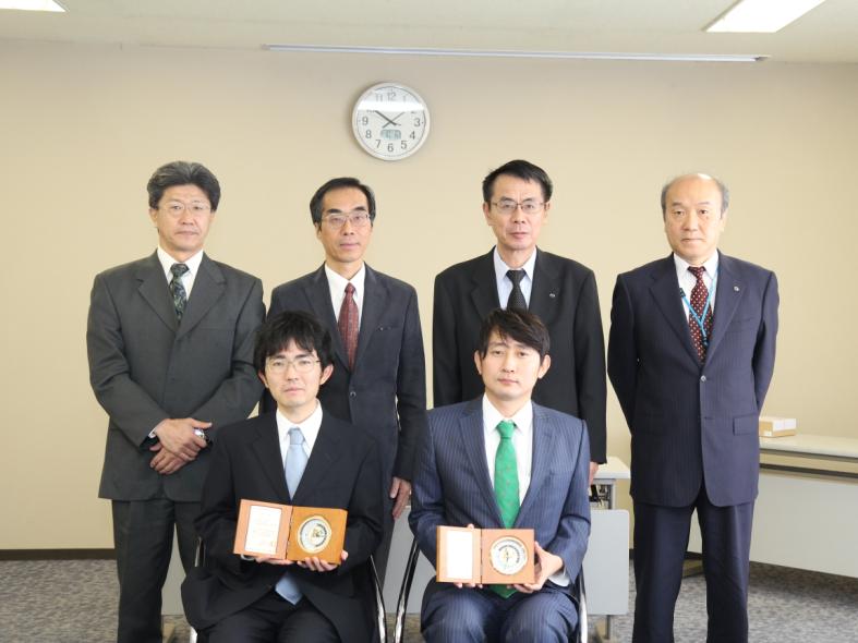 マツダ研究助成贈呈式記念撮影