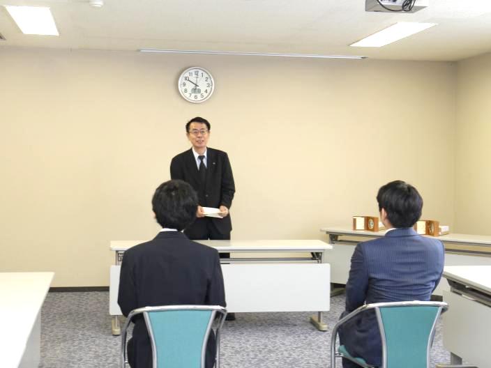 マツダ研究助成贈呈式　黒谷専務理事