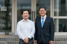 新潟地方検察庁長岡支部の前で