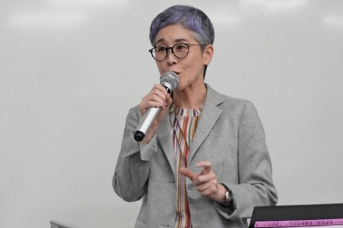 堀川惠子氏