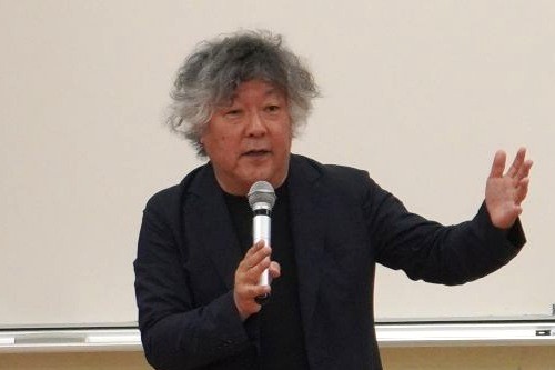 世界に羽ばたく。教養の力