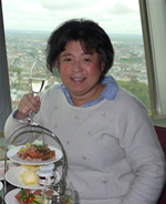 ベルリンテレビ塔での朝食 360度プレート ベルリンテレビ塔での朝食 360度プレート