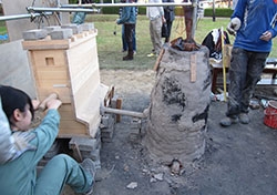６世紀の製鉄炉の復元操業実験