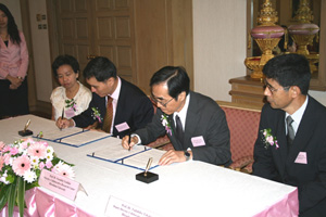 タイ王国のチュラロンコン大学と覚書を締結