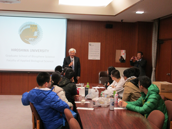 Top Chinese High School Students Enjoy Hiroshima University Fellowship Visit