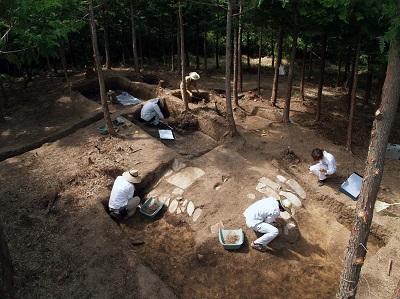 弥生時代の墳丘墓 ― 前方後円墳の遠いルーツは広島だった！？