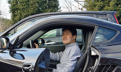 石井先生と車 石井先生と車