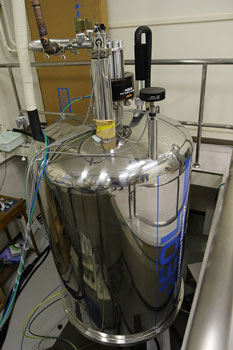 Superconducting nuclear magnetic resonance spectrometer.